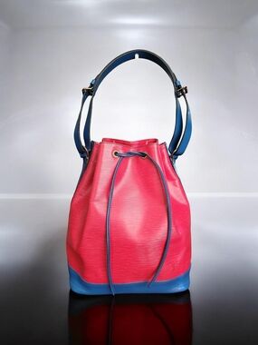 Louis Vuitton Epi Leather Noe Shoulder Bucket Bag Red Blue GM